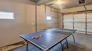 Fabrice L. accusé d’avoir laissé son fils gagner leur match de tennis de table dans le garage