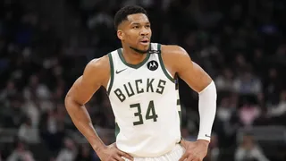 NBA : Giannis Antetokounmpo très proche du Texas ? La rumeur enfle du côté des Spurs