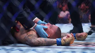 UFC : Le très lourd bilan médical de Dustin Poirier après sa défaite