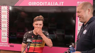 Pourquoi Remco Evenepoel a abandonné le Giro après son test positif au Covid