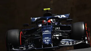 GP d’Azerbaïdjan : Gasly en feu, Verstappen dans le mur