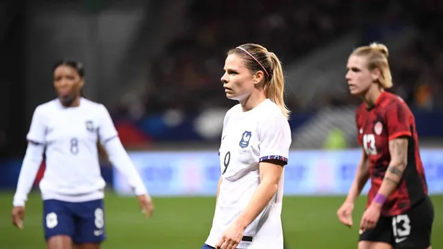 Eugénie le Sommer : Âge, Stats, Palmarès, Couple et Club Lyon