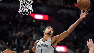 NBA : Victor Wembanyama intègre un Top 3 de légende