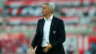 Une nouvelle légende rejoint les Émirats Arabes Unis (Officiel)