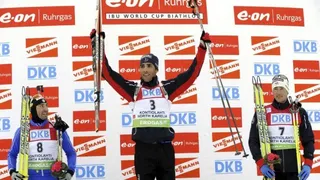 Rétro : Kontiolahti 2010 – Poursuite : La victoire pour Martin Fourcade, Vincent Jay 3ème !