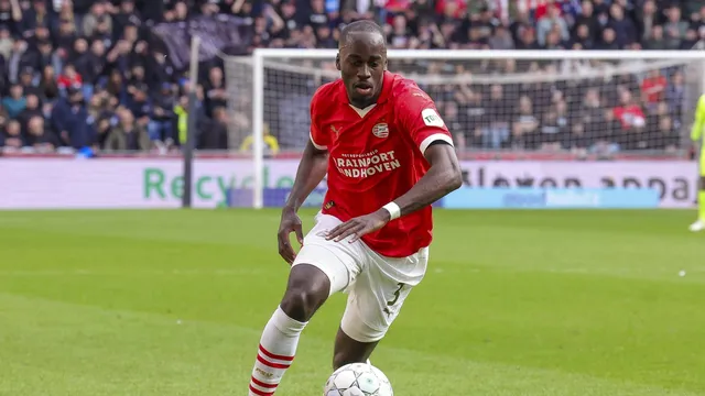 Mercato Monaco : Adi Hütter veut accélérer le dossier Jordan Teze