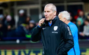 Racing 92 : Stuart Lancaster réclame du temps après la défaite contre l’Ulster