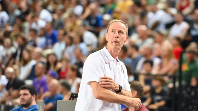 JO 2024 : Vincent Collet dédramatise la série noire des Bleus