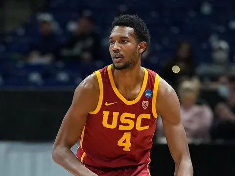 NBA Draft : Evan Mobley complète le podium en allant à Cleveland