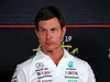 F1 : Toto Wolff prêt à bousculer la hiérarchie des pilotes Mercedes