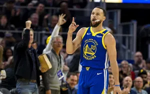 NBA : après un fabuleux 13/15, Stephen Curry et les Golden State Warriors rêvent du titre
