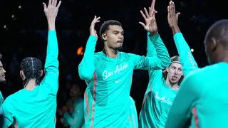 Spurs : Victor Wembanyama est du voyage à Memphis, mais…