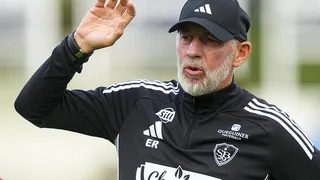 Mercato Brest : 6 M€ pour un joueur de Ligue 2, Eric Roy voit rouge