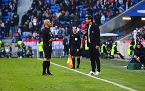OL : 3 entraîneurs pour remplacer Paulo Fonseca, longuement suspendu, sur le banc