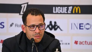 Strasbourg : Pas encore arrivé, Liam Rosenior se fait détruire à Chelsea