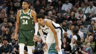 NBA : Le trade de Giannis Antetokounmpo aux Spurs prend du plomb dans l’aile