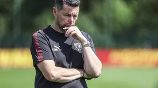RC Lens : Quelle défense pour Pierre Sage lors de la saison 2025-2026 ?