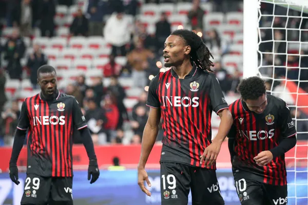 Nicolas Pépé et Alex Oxlade-Chamberlain pourraient tous deux signer à Besiktas, en Turquie, en cette période de mercato estival (iconsport)