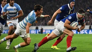 Un jour, une poule – Poule C : Aux armes…