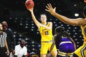 Carla Bremaud sous les couleurs de Wichita State
