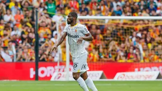 Mercato RC Lens : un champion d’Europe s’attaque à Kevin Danso