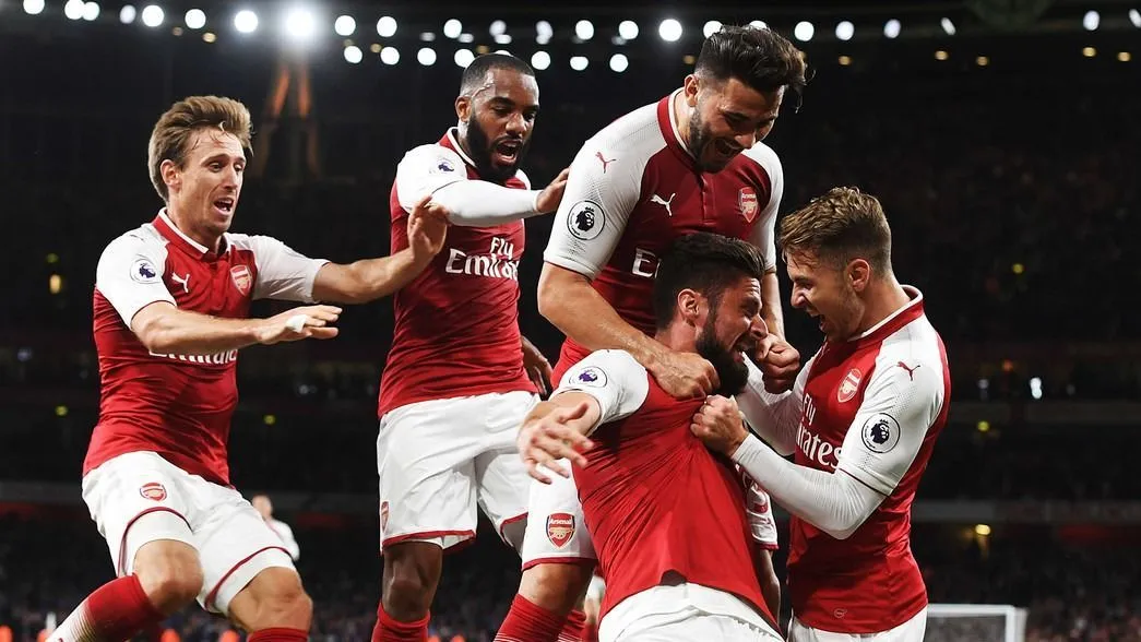 Arsenal célébration .jpg