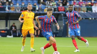 Ligue 2 : le Paris FC s’envole seul en tête, Sochaux frappe fort