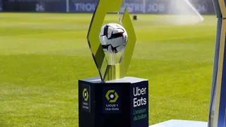 Un entraîneur de Ligue 1 envoie déjà son équipe en L2 !