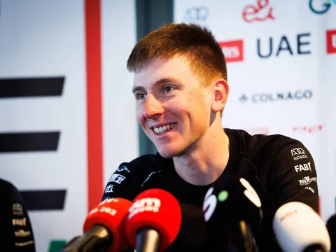 Tadej Pogacar annonce son plan pour battre Van der Poel au le Tour des Flandres !