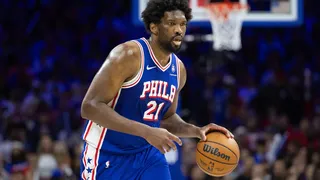 Joel Embiid : Menacé d’expulsion après une action horrible ! (vidéo)