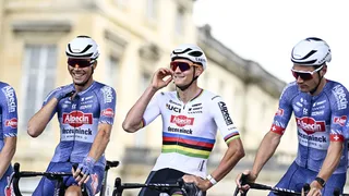 Paris-Roubaix 2024 : Classement et résultat – Van Der Poel est intouchable