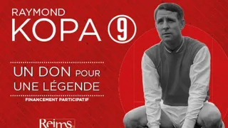 Une statue pour Raymond Kopa