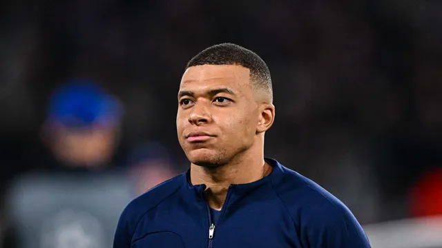 PSG-Barça : La presse défonce Kylian Mbappé