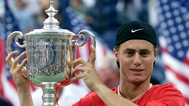 Résultat de recherche d'images pour "lleyton hewitt us open 2001"