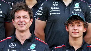 F1 : Andrea Kimi Antonelli déjà sous pression chez Mercedes ?