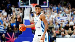 Coupe du Monde Basket 2023 : Giannis Antetokounmpo participera t-il au tournoi ?
