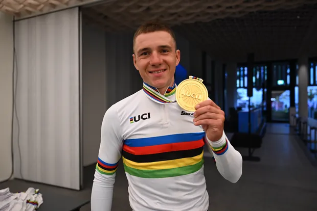 Remco Evenepoel tentera de faire le doublé aux championnats du monde de cyclisme