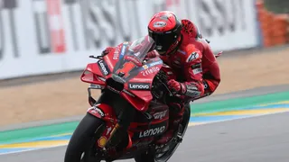 MotoGP – GP de France : Bagnaia encore en pole, les Français en difficulté