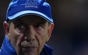 OM : “Au Vélodrome, on est des tigres à l’extérieur, on est des chats” Jean-Louis Gasset amer après la défaite