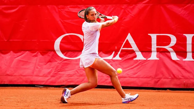 Diane Parry : classement, âge, statistiques de carrière de la prodige du tennis et de la prétendante à Roland Garros