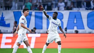 OM Mercato : Mbemba dans un club qualifié pour la Ligue des Champions ? Des réponses tombent !