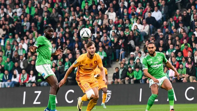 Mercato ASSE : Un indésirable des Verts parti pour rester en Ligue 2
