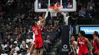 NBA Présaison : Victor Wembanyama maladroit mais spectaculaire contre Houston