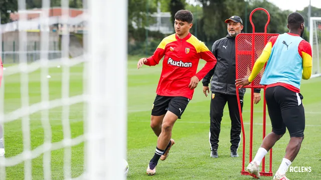 RC Lens : Qui est Abdukodir Khusanov (Âge, Stats et Carrière)