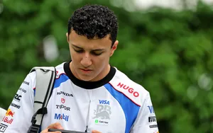 F1 : Le GP de Singapour condamne-t-il l’avenir d’Isack Hadjar chez Racing Bulls ?