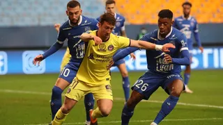 Un trio de tête sous pression