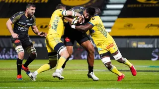 Top 14 : Clermont maîtrise, La Rochelle a eu chaud