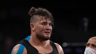 JO 2024 : un lutteur tunisien suspendu