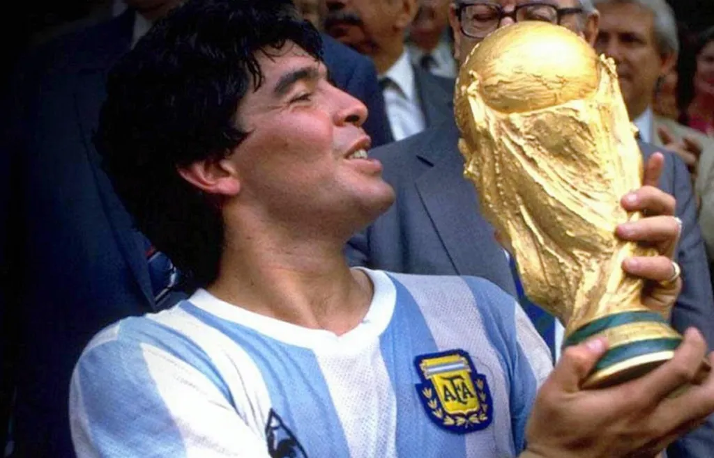 Diego MARADONA