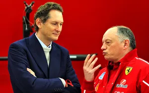F1 : SF-25, Hamilton, Vasseur, Elkann… Qui est vraiment coupable chez Ferrari ?